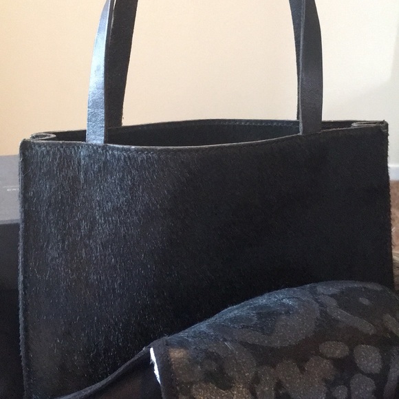 BR leather bag good condition reg wear inside.$70 w/Kenneth Cole Loafer BN w/box - Picture 3 of 6